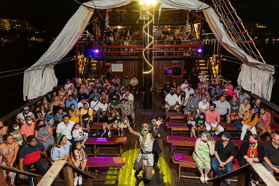 The Pirate Code - Pirate Show Cancun